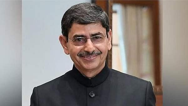ദേശീയഗാനം ആലപിച്ചില്ല, തമിഴ്‌നാട് നിയമസഭയില്‍ നാടകീയ രംഗങ്ങള്‍; നയപ്രഖ്യാപന പ്രസംഗം വായിക്കാതെ ഗവര്‍ണര്‍ ഇറങ്ങിപ്പോയി