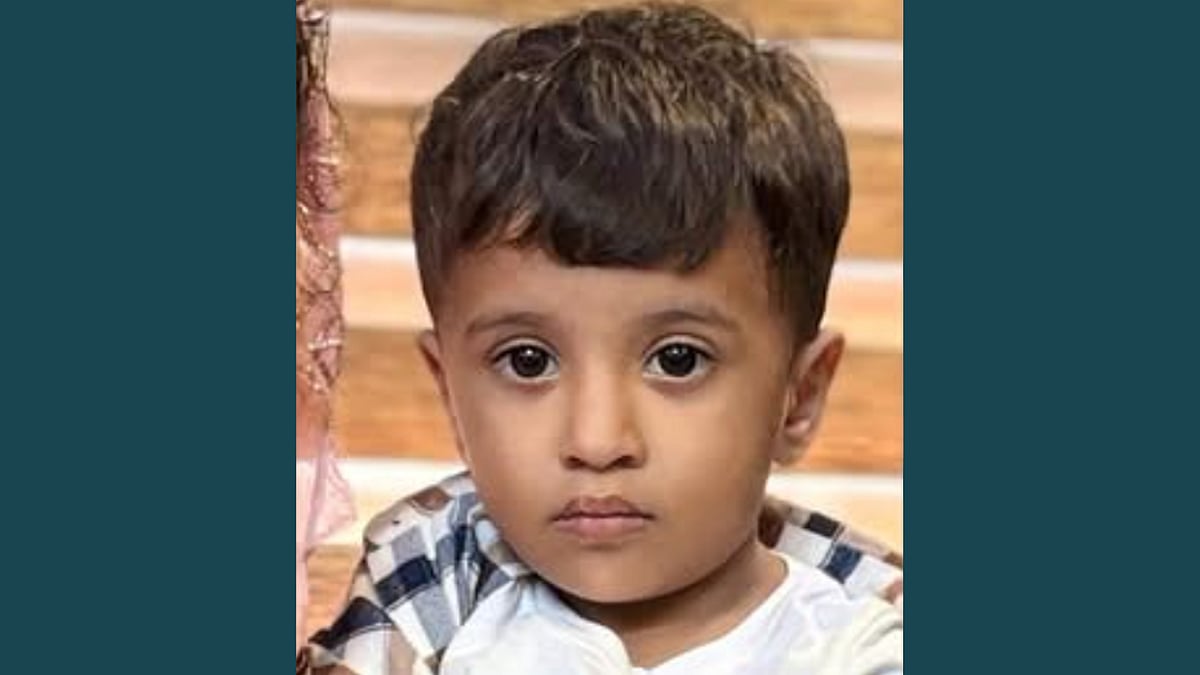 പിസ്തയുടെ തൊലി തൊണ്ടയില്‍ കുടുങ്ങി; രണ്ടു വയസ്സുകാരന്‍ മരിച്ചു