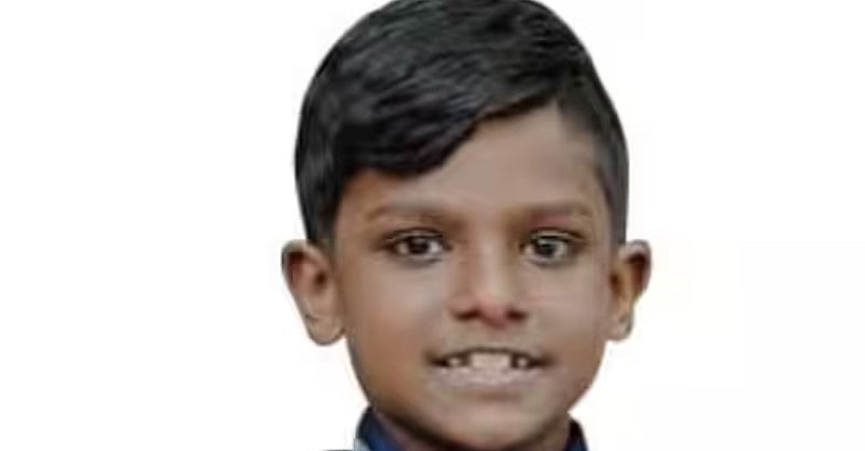 'തെരുവുനായ ആക്രമിച്ചത് വീട്ടില് പറഞ്ഞില്ല'; പേ വിഷബാധയേറ്റ് ചികിത്സയിലായിരുന്ന 11കാരന് മരിച്ചു