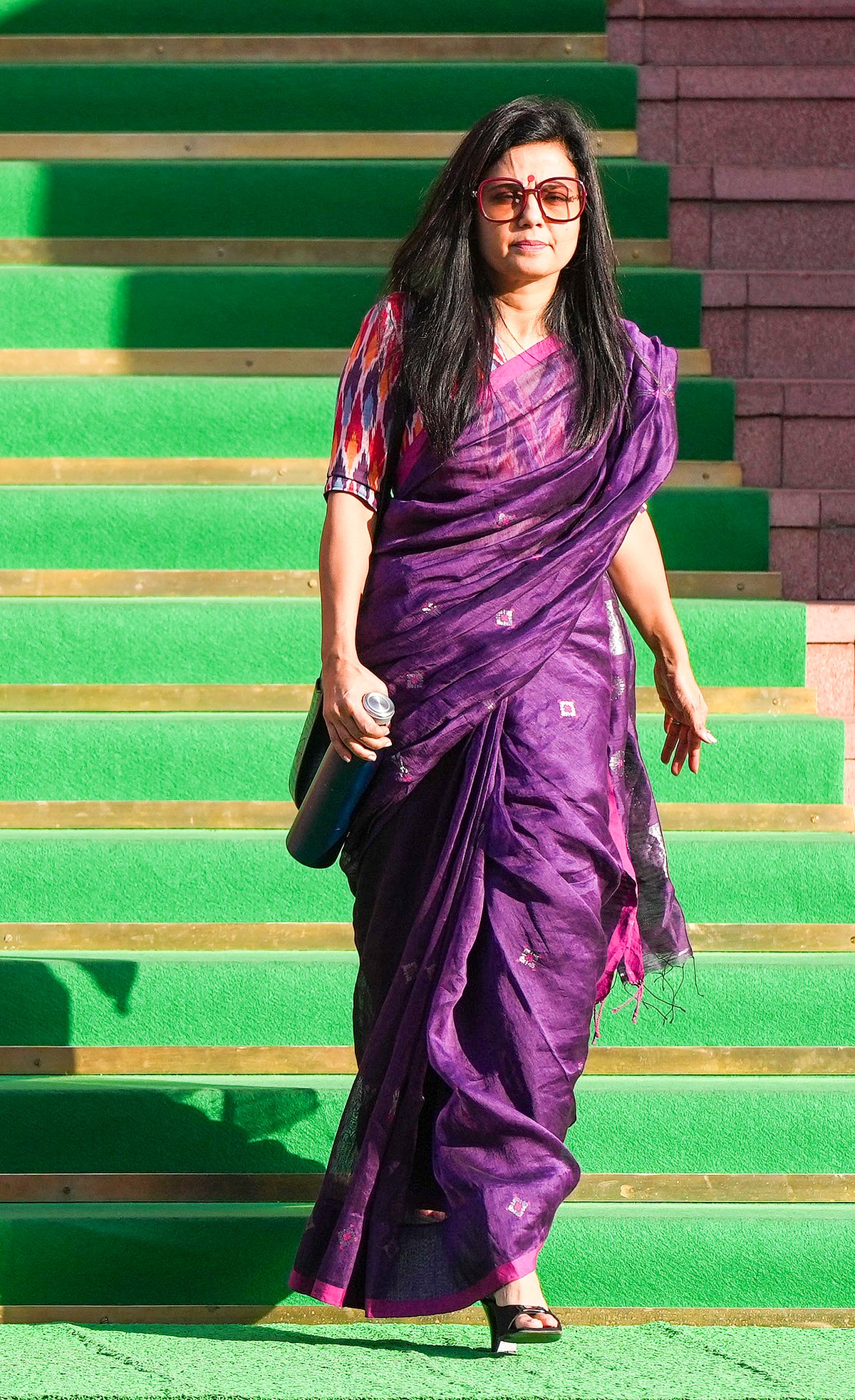 വനിതാ എംപിമാര്‍ കൂടുതല്‍ ബംഗാളില്‍ നിന്ന്; പുരുഷന്‍മാര്‍ യുപിയില്‍ നിന്നും