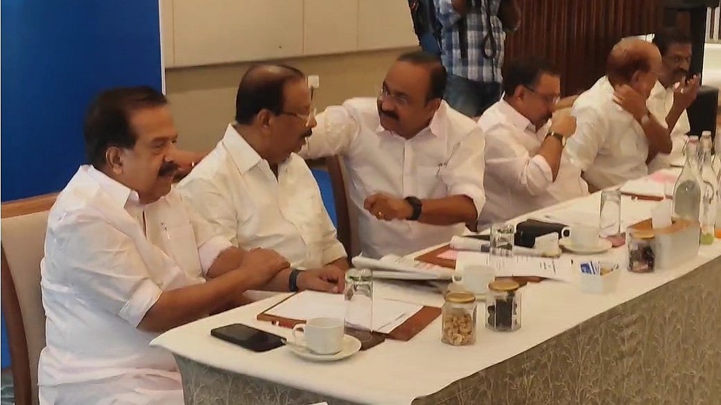 'അങ്ങനെ ഒരു ചര്‍ച്ചയേ ഇല്ല'; കെപിസിസി പ്രസിഡന്റിനെ മാറ്റേണ്ടതില്ലെന്ന് നേതാക്കള്‍; സുധാകരന് പിന്തുണ