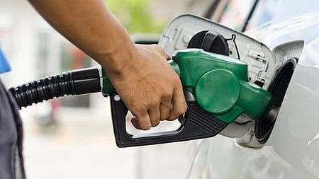 Fuel price: ഇന്ത്യയിലേത് കൊള്ളവിലയോ?; അറിയാം ലോകരാജ്യങ്ങളിലെ പെട്രോള്‍-ഡീസല്‍ വില 