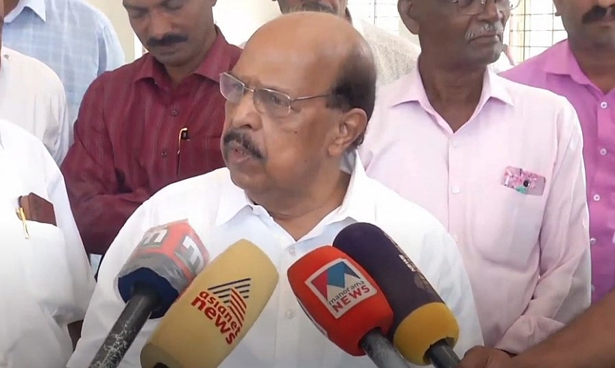 'തന്തയില്ലായ്മത്തരം' സൈബര്‍ ആക്രമണത്തിന് പിന്നില്‍ അമ്പലപ്പുഴയിലെ പത്ത് പതിനഞ്ച് പേര്‍; പിണറായി വിരുദ്ധനല്ലെന്ന് ജി സുധാകരന്‍