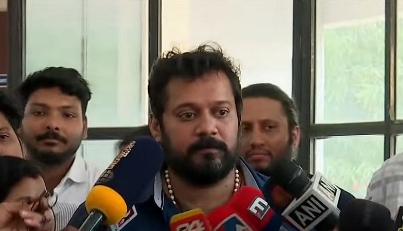 'മനസ്സ് നൊന്ത് ചോദിക്കുന്നു,  ഞാന്‍ റേപ്പ് ചെയ്യുന്ന ആളാണോ?'; എലിസബത്തിനെതിരെ പരാതിയുമായി ബാല