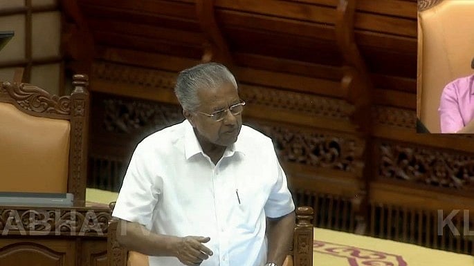 'ഗവര്‍ണര്‍ ഇട്ട പാലത്തില്‍ കൂടി അങ്ങോട്ട് പോയതല്ല, രാഷ്ട്രീയമുള്ള രണ്ട് പേര്‍ കണ്ടാല്‍ ഉരുകിപ്പോകില്ല'