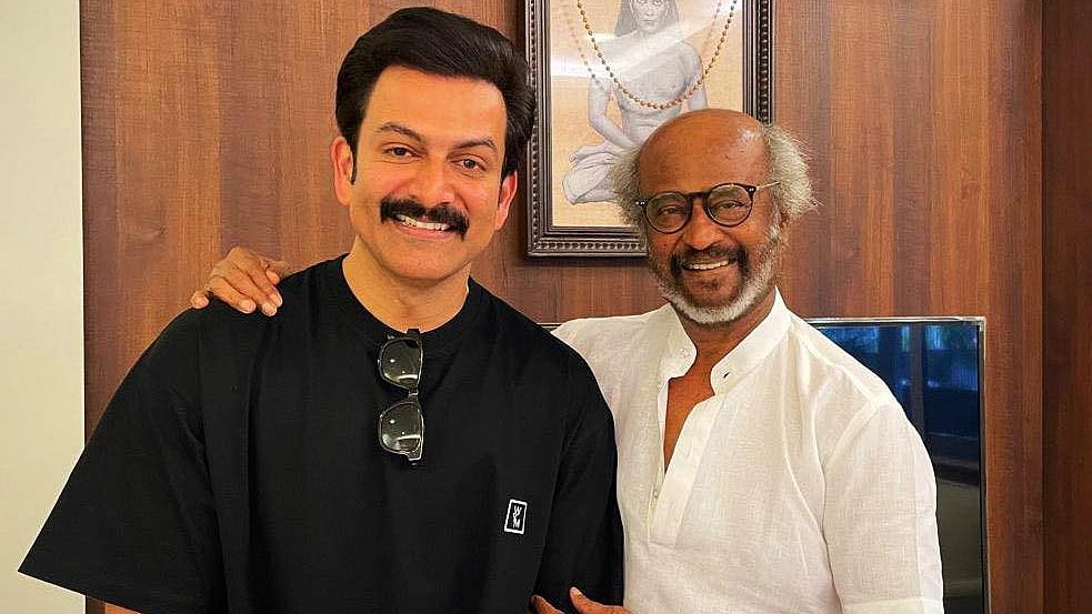 'എംപുരാൻ ട്രെയ്‌ലർ ആദ്യം കണ്ട വ്യക്തി'; പൃഥ്വിയെ ചേർത്തു പിടിച്ച് രജനികാന്ത്