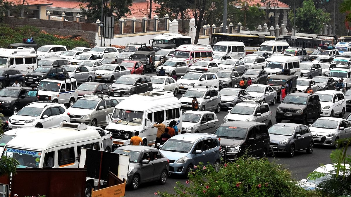 Toll Rate: ടോള്‍ നിരക്ക് കൂടും, യാത്രക്കാർ ശ്രദ്ധിക്കുക