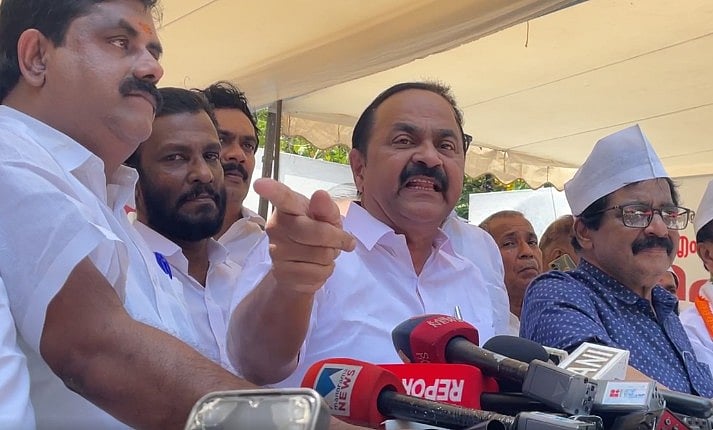 V D Satheesan: വഖഫ് ബില്‍ പാസാക്കിയതുകൊണ്ട് മുനമ്പത്തെ വിഷയം തീരില്ല; അടുത്തത് ചര്‍ച്ച് ബില്ലെന്ന് വിഡി സതീശന്‍