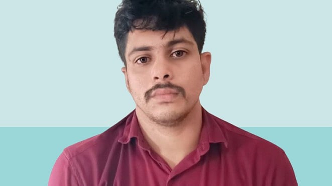 Black mailing: ഫേക്ക് ഇൻസ്റ്റ​ഗ്രാം അക്കൗണ്ടിലൂടെ സ്ത്രീയെന്ന വ്യാജേന യുവതികളുമായി സൗഹൃദം, തുടർന്ന് ന​ഗ്നചിത്രങ്ങൾ, ഭീഷണി; യുവാവ് അറസ്റ്റിൽ