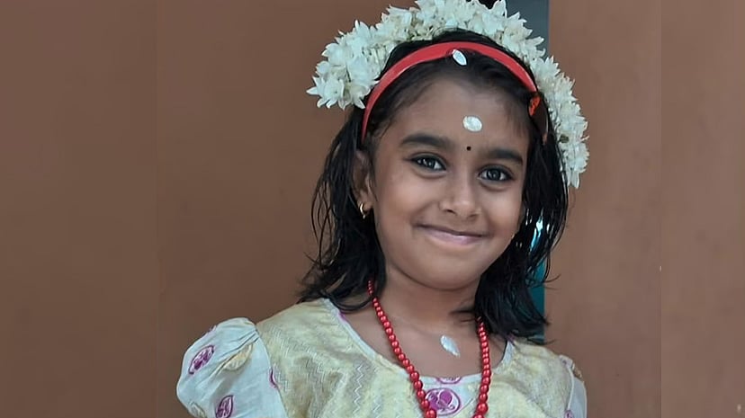 'കുത്തിവയ്പ് എടുത്ത ശേഷം ഉണര്‍ന്നില്ല': കായംകുളത്ത് 9 വയസ്സുകാരി മരിച്ചു; ചികിത്സാ പിഴവ് ആരോപിച്ച് കുടുംബം