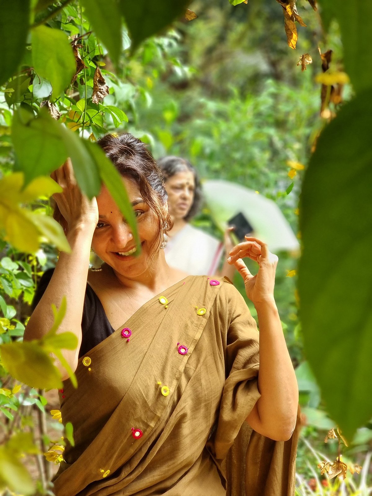 സിപിംളാണ്, വിഷു ചിത്രങ്ങളുമായി മഞ്ജു വാര്യര്‍