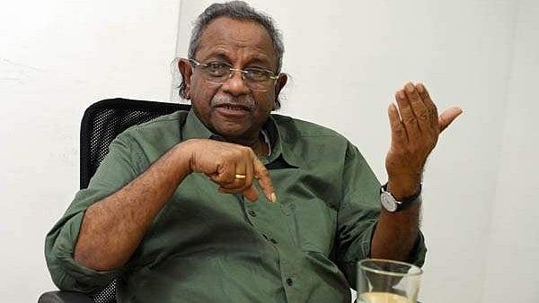 'ടി പത്മനാഭന്റെ കടൽ സിനിമയാക്കാൻ പ്ലാനുണ്ടായിരുന്നു, മോഹൻലാൽ ആയിരുന്നു നായകൻ'; നടക്കാതെ പോയ ആ സ്വപ്നത്തെക്കുറിച്ച് ഷാജി എൻ കരുൺ
