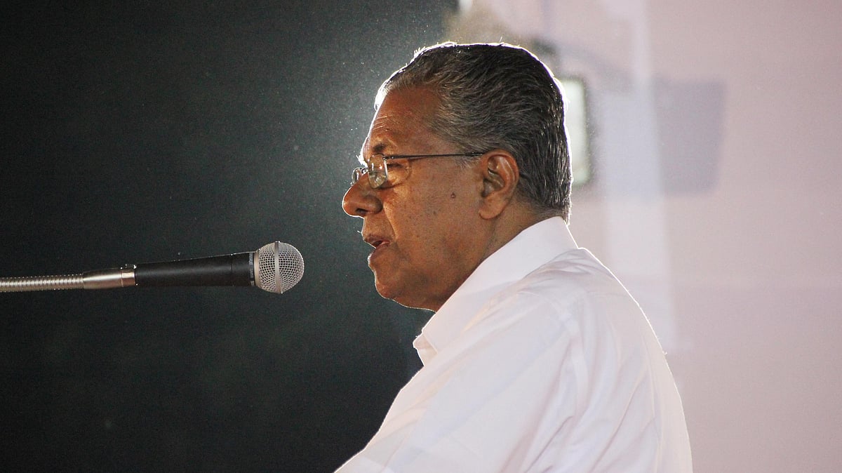 'സ്വയം കത്തിയെരിയുന്ന സൂര്യന്‍; ആ സ്പീഡിനാപ്പം ഓടിയെത്താതെ കിതച്ചിട്ടുണ്ട്; കണ്ടു പഠിക്കാം, ആ ഇച്ഛാശക്തിയും നേതൃപാടവവും'; കുറിപ്പ്