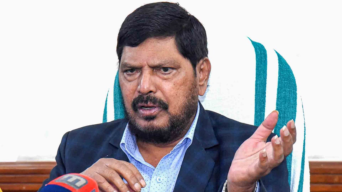പാക് അധീന കശ്മീര്‍ വിട്ടുനല്‍കിയില്ലെങ്കില്‍ പാകിസ്ഥാനെതിരെ യുദ്ധം പ്രഖ്യാപിക്കണം: കേന്ദ്രമന്ത്രി; വീണ്ടും മോദി - രാജ്‌നാഥ് സിങ് കൂടിക്കാഴ്ച 