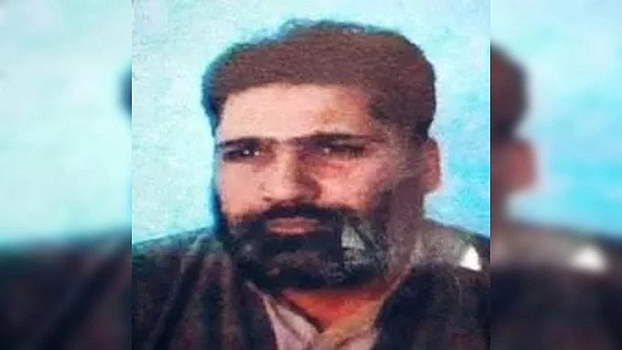 പഠനം കേരളത്തില്‍; എൻ ഐ എ 10 ലക്ഷം വിലയിട്ടു; ആരാണ് പഹൽഗാം മുഖ്യ സൂത്രധാരൻ ഷെയ്ഖ് സജ്ജാദ് ഗുൽ?   