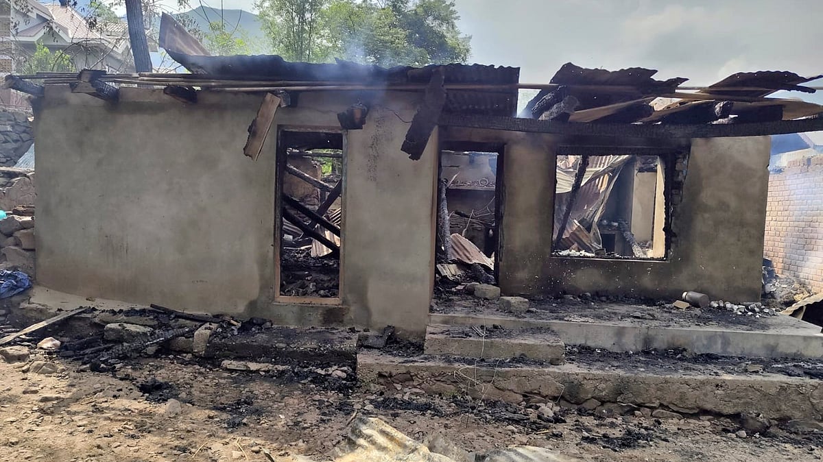 പാകിസ്ഥാന്‍ ഷെല്ലാക്രമണത്തില്‍ വ്യാപക നാശനഷ്ടം;  12 പേര്‍ കൊല്ലപ്പെട്ടു; നിരവധി പേര്‍ക്ക് പരിക്ക്