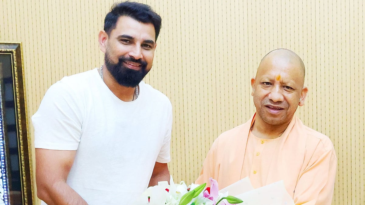 മുഹമ്മദ് ഷമി ബിജെപിയിലേക്ക്? യോ​ഗി ആദിത്യനാഥുമായി ഇന്ത്യൻ പേസറുടെ കൂടിക്കാഴ്ച 