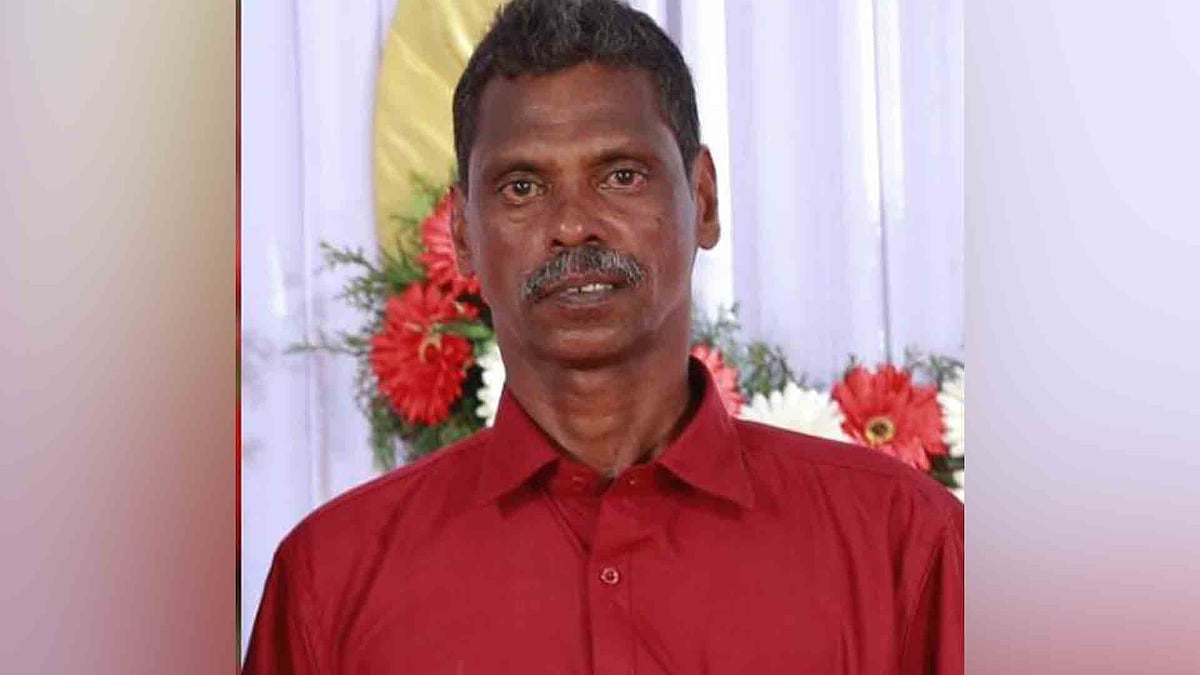 വീടിന് തീയിട്ട് ഗൃഹനാഥന്‍, അയല്‍ക്കാരെത്തി തീ അണയ്ക്കുന്നതിനിടെ മരത്തില്‍ തൂങ്ങി, മകന് പൊള്ളലേറ്റു