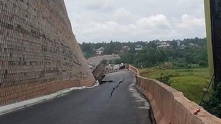 ദേശീയപാത തകര്‍ന്നത് ഇന്ന് ഹൈക്കോടതിയില്‍; എന്‍എച്ച്എഐ റിപ്പോര്‍ട്ട് നല്‍കും