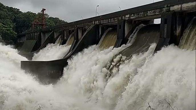 പെരിങ്ങല്‍ക്കുത്ത് ഡാമിലെ ജലനിരപ്പ് ക്രമീകരിക്കും; വെള്ളം ചാലക്കുടി പുഴയിലേക്ക് ഒഴുക്കും; ജാഗ്രതാ നിര്‍ദേശം