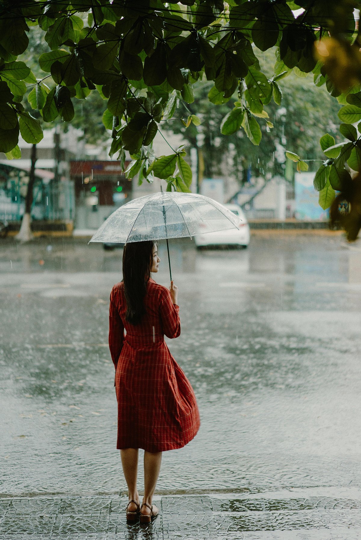 മഴക്കാലത്തും ഫാഷണബിൾ ആകാം