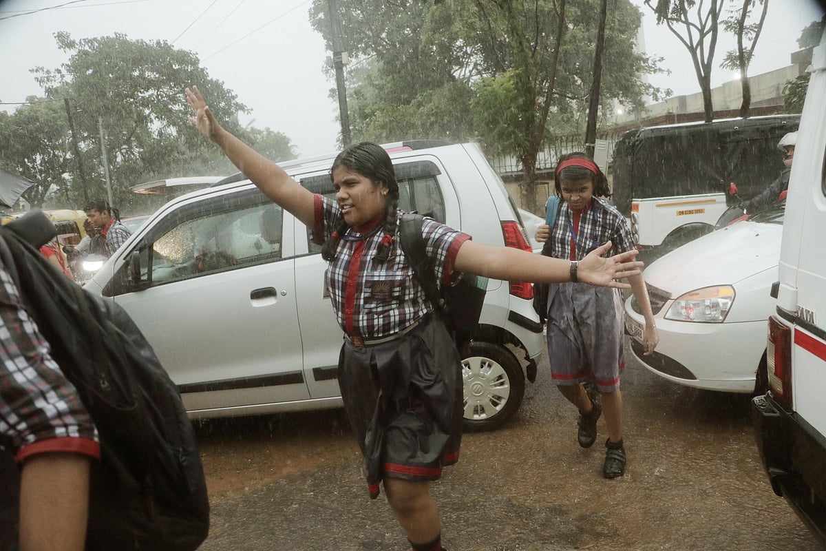 കുട്ടികള്‍ നിരത്തിലുണ്ട്!; ശ്രദ്ധിക്കേണ്ട കാര്യങ്ങള്‍