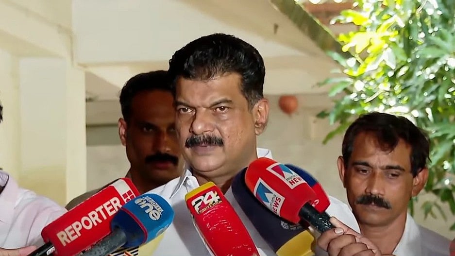 'തൃണമൂല്‍ കേരളത്തില്‍ രജിസ്റ്റര്‍ ചെയ്തിട്ടില്ല'; നിലമ്പൂരില്‍ പുതിയ മുന്നണിയുമായി പി വി അന്‍വര്‍