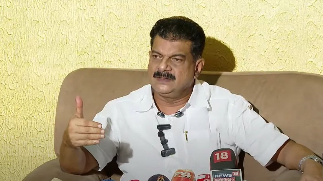 '2026ല്‍ ആഭ്യന്തര മന്ത്രിയാക്കണം; മലപ്പുറം ജില്ല വിഭജിക്കണം'; പത്രിക പിന്‍വലിക്കാന്‍ ഉപാധികളുമായി അന്‍വര്‍