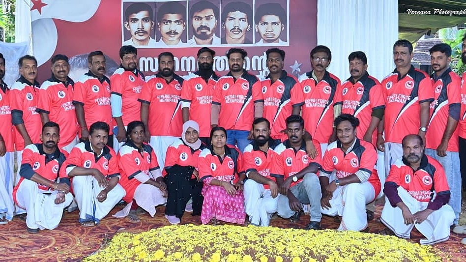  'ഫ്യൂണറൽ ഫോഴ്‌സ്' : പരേതരുടെ അന്ത്യകർമ്മങ്ങൾ അന്തസ്സോടെ നടത്താൻ സിപിഎമ്മിന്റെ  സേവന സംരംഭം
