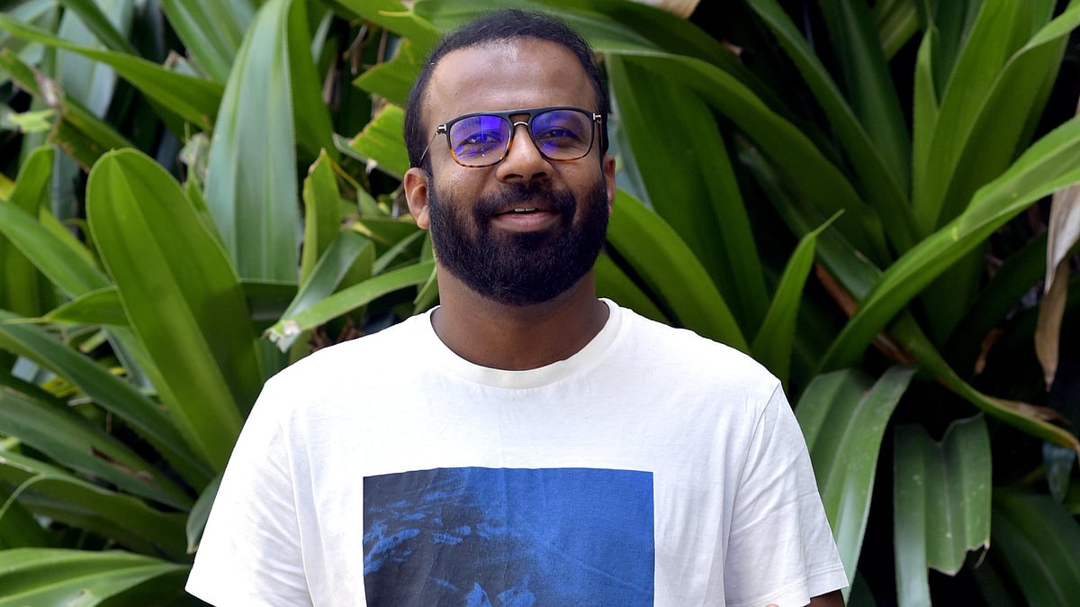 'തമിഴിൽ മാസ് പാട്ടുകൾ എഴുതാൻ എളുപ്പമാണ്, മലയാളത്തിൽ അങ്ങനെയല്ല'; ജേക്സ് ബിജോയ്