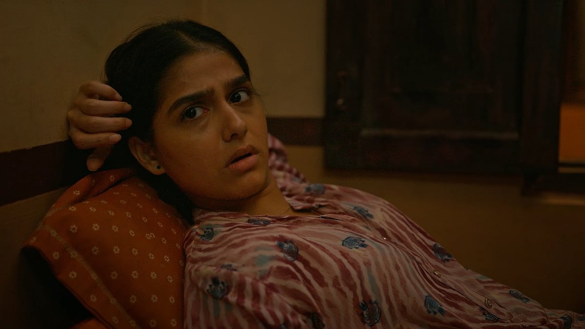 മരണവീട്ടിൽ പൊട്ടിച്ചിരിയുടെ കൂട്ടയടി; 'വ്യസനസമേതം ബന്ധുമിത്രാദികൾ' ട്രെയ്‌ലർ