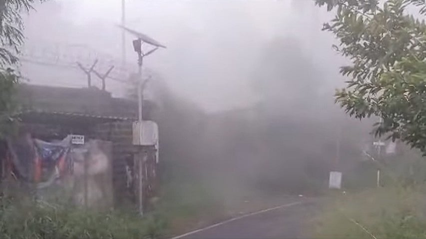 കൊച്ചി റിഫൈനറിയില്‍ അപകടം; പ്രദേശത്ത് പുക വ്യാപിക്കുന്നു; ആളുകളെ ഒഴിപ്പിക്കുന്നു