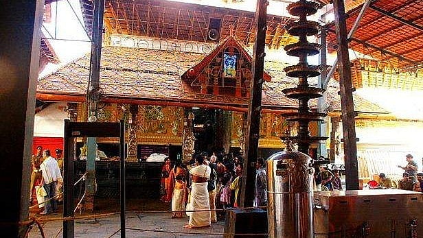ഗുരുവായൂരില്‍ ഇന്നും നാളെയും ദര്‍ശന നിയന്ത്രണം; വഴിപാടായി പഴകിയ അവില്‍ സമര്‍പ്പിക്കരുത് 