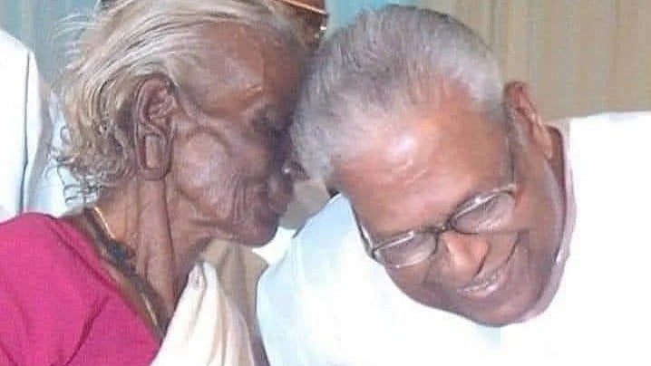 'നീതിക്കായി അക്ഷീണം ശബ്ദമുയര്‍ത്തിയ നേതാവ്'; വിഎസിനെ അനുസ്മരിച്ച് കോണ്‍ഗ്രസ് നേതാക്കള്‍