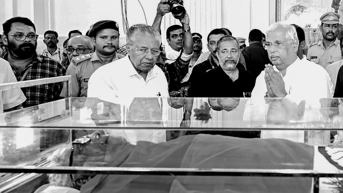 'ഞങ്ങടെ നെഞ്ചിലെ റോസാപ്പൂവേ...'; അനന്തപുരി വിട ചൊല്ലി, ഇനി ജന്മനാട്ടിലേക്ക്