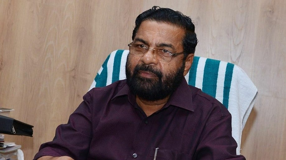 'സ്വരാജ് സിപിഎമ്മിലെ ഉദിച്ചുയരുന്ന നക്ഷത്രം, ആരും അങ്ങനെ പറഞ്ഞത് കേട്ടിട്ടില്ല'; കാപിറ്റല്‍ പണിഷ്‌മെന്റ് വിവാദം തള്ളി കടകംപള്ളി
