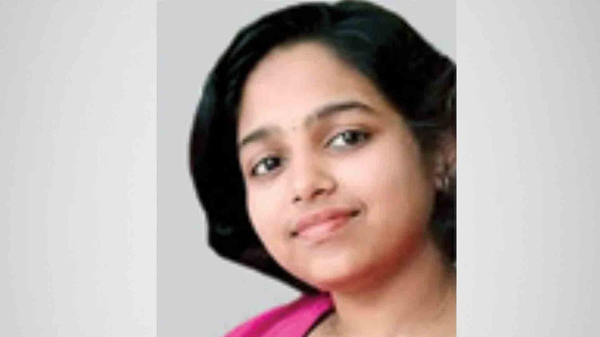 ട്രെയിനിറങ്ങി പാളം മുറിച്ചുകടക്കുന്നതിനിടെ മറ്റൊരു ട്രെയിനിടിച്ചു; കടലുണ്ടിയില്‍ വിദ്യാര്‍ഥിനിയ്ക്ക് ദാരുണാന്ത്യം