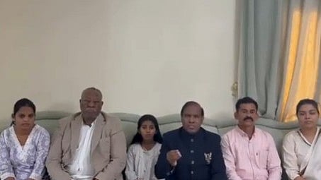 'അമ്മയെ മിസ് ചെയ്യുന്നു;  പത്തുവര്‍ഷത്തിലേറെയായി ഒരുനോക്ക് കണ്ടിട്ട്; നിമിഷപ്രിയയുടെ മോചനത്തിനായി യെമനിലെത്തി അഭ്യര്‍ഥിച്ച് മകള്‍