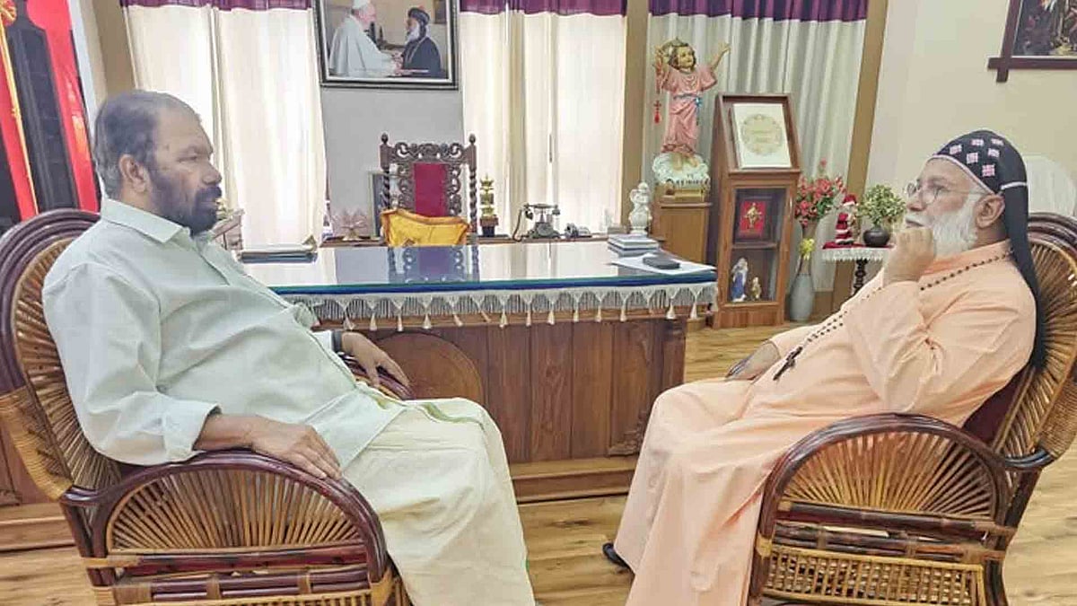 'സ്വര്ണക്കിരീടം സമര്പ്പിച്ച സുരേഷ്ഗോപിക്ക് മൗനം', മലയാളി കേന്ദ്ര മന്ത്രിമാരുടെ നിലപാട് അപകടകരം: വി ശിവന്കുട്ടി