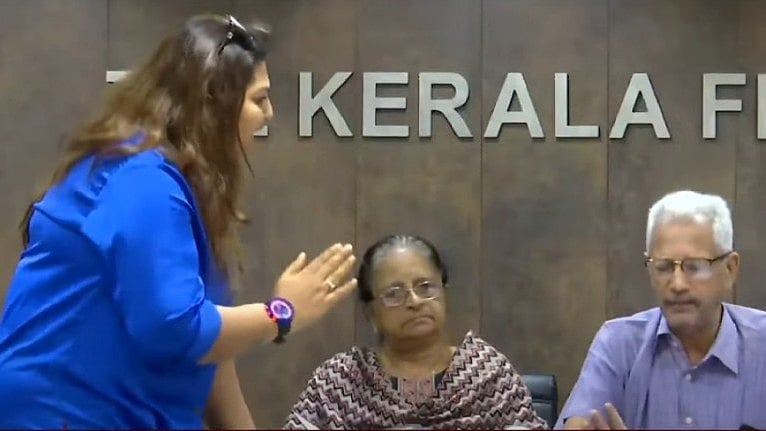 ' ഗുണ്ടകളുടെ ആസ്ഥാനം'; പ്രൊഡ്യൂസേഴ്‌സ് അസോസിയേഷന്‍ തെരഞ്ഞെടുപ്പില്‍ സാന്ദ്രാ തോമസിന്റെ പത്രിക തള്ളി