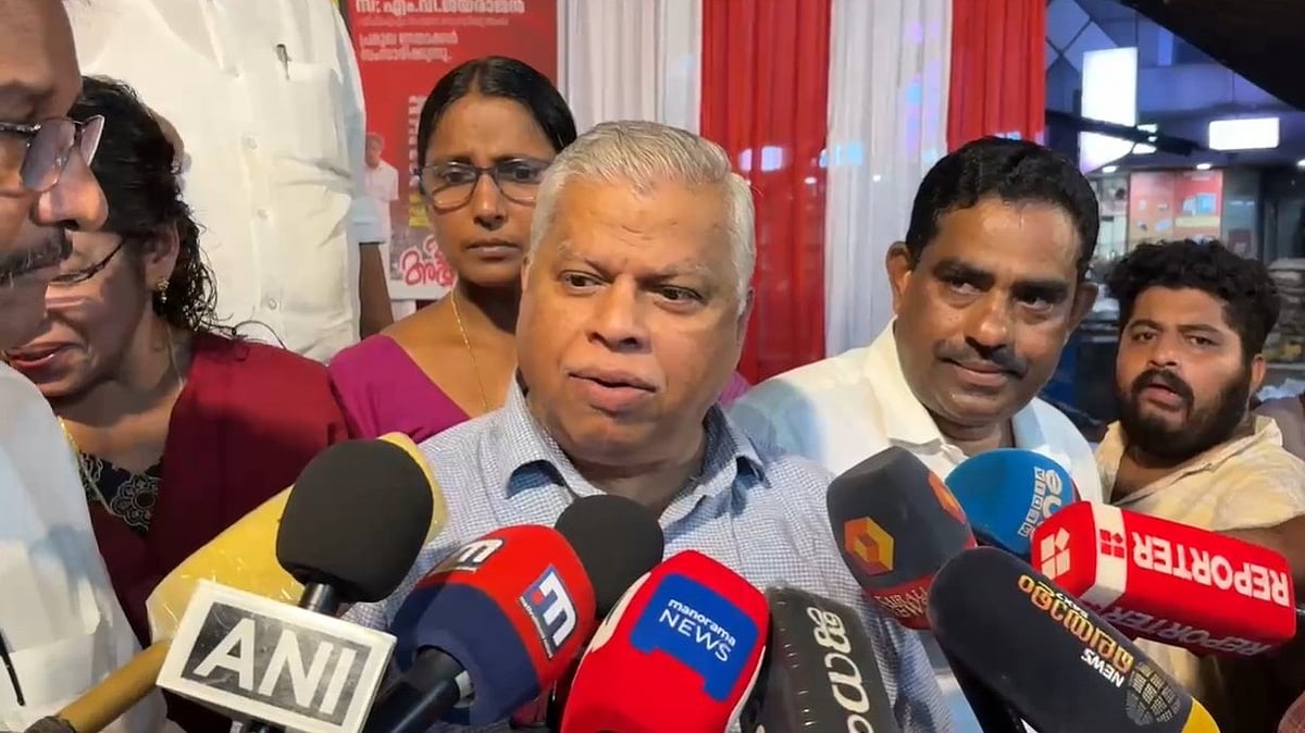 'മമ്മൂട്ടിക്കെതിരെ കേസ് കൊടുത്തയാളാണ്, കൂരിരുട്ടില്‍ പൂച്ചയെ തപ്പുകയാണ്'
