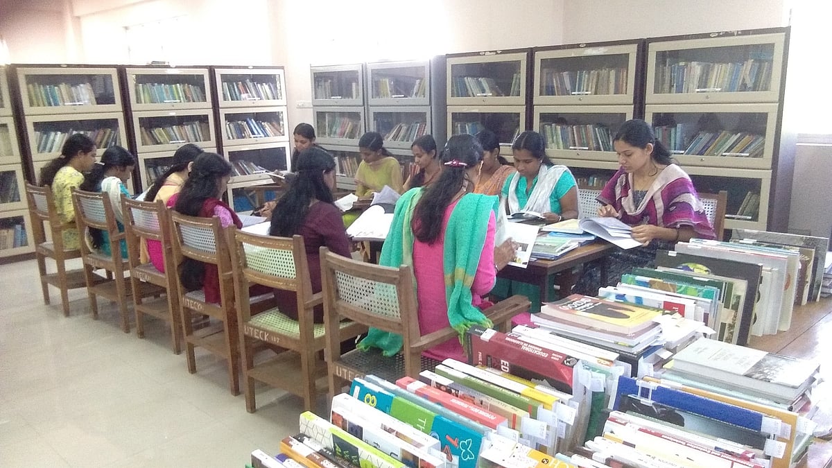 കണ്ണൂർ സർവകലാശാല: ഇഫക്റ്റീവ് ഇംഗ്ലിഷ് കമ്മ്യുണിക്കേഷൻസ് കോഴ്സിന് അപേക്ഷിക്കാം 