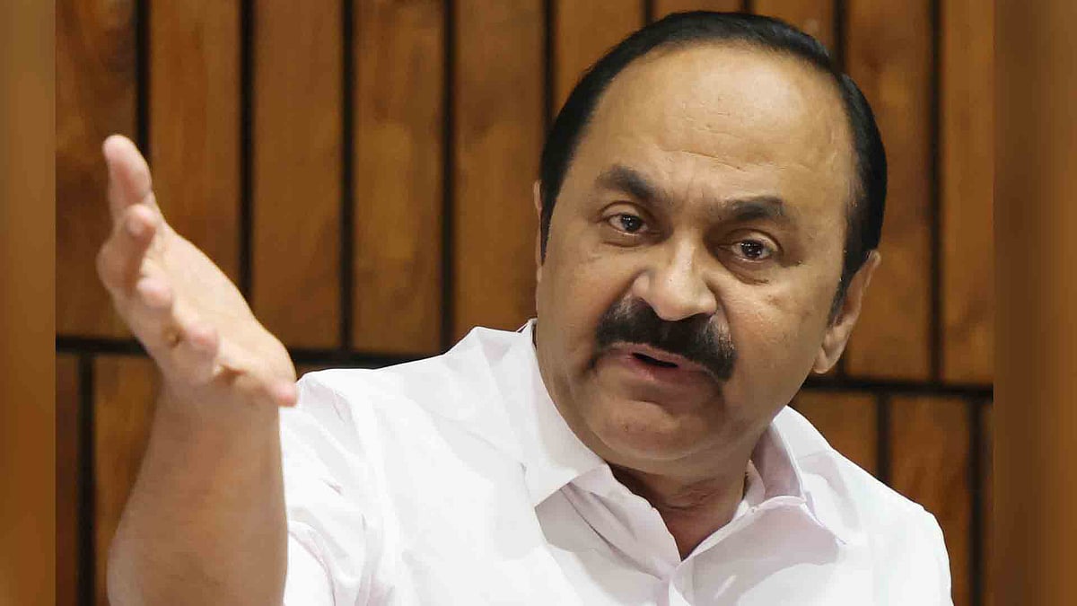 'കേരളം ഞെട്ടുന്ന വാര്‍ത്ത വരും'; സിപിഎമ്മിന് മുന്നറിയിപ്പുമായി വി ഡി സതീശന്‍, 'രാഹുല്‍ ക്ലോസ്ഡ് ചാപ്റ്റര്‍'