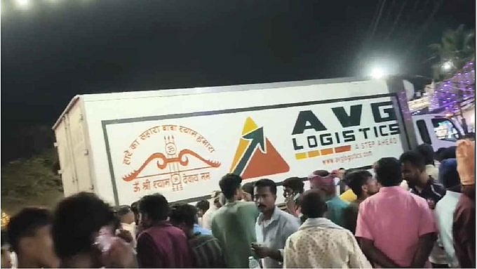 ഗണേശ വിഗ്രഹ ഘോഷയാത്രയിലേക്ക് ട്രക്ക് ഇടിച്ചുകയറി; ഒന്‍പത് മരണം; 22 പേര്‍ക്ക് പരിക്ക്