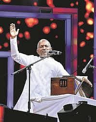 പാട്ടുകളുടെ രാജ @ 50