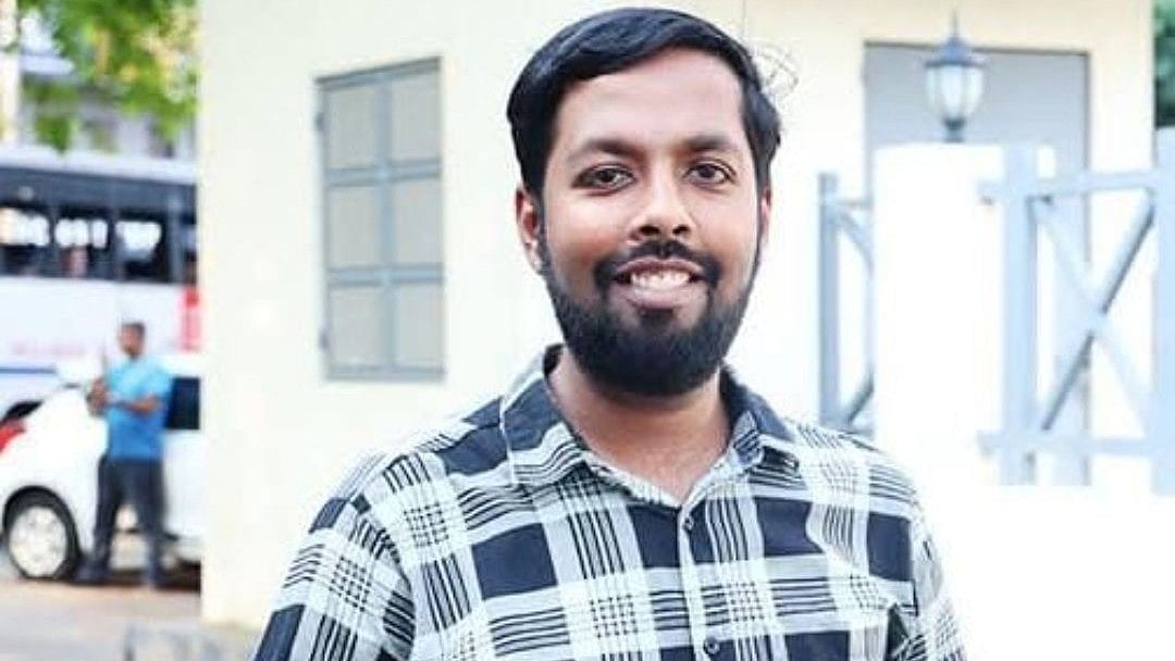 ജോലി കഴിഞ്ഞ് മടങ്ങുമ്പോള്‍
നിയന്ത്രണം വിട്ട കാര്‍ ഇടിച്ചു; ചികിത്സയിലായിരുന്ന മാധ്യമപ്രവര്‍ത്തകന്‍ മരിച്ചു
