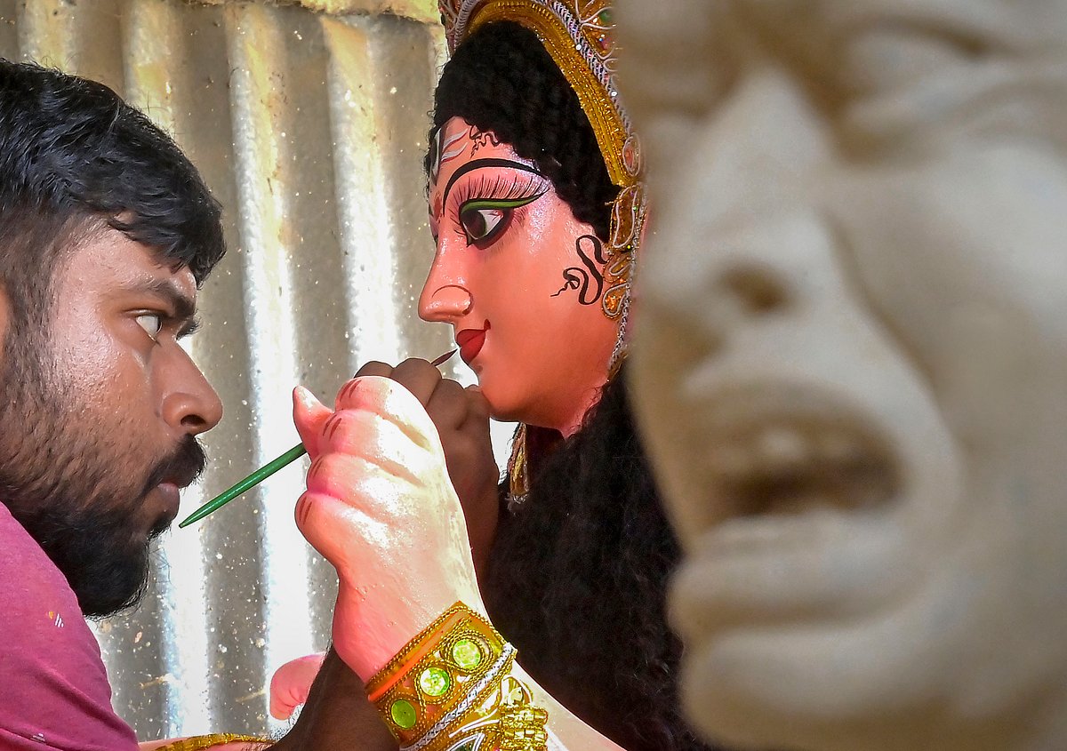 ആഘോഷങ്ങളുടെയും വൈവിധ്യങ്ങളുടെയും നവരാത്രി കാലം