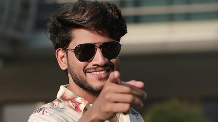 'സ്ത്രീകളുടെ പ്രസവത്തെ സങ്കീര്‍ണമാക്കിയത് ആശുപത്രികള്‍'; അഖില്‍ മാരാരുടെ പരാമര്‍ശത്തില്‍ പരാതി നല്‍കി വനിതാ ഡോക്ടര്‍
