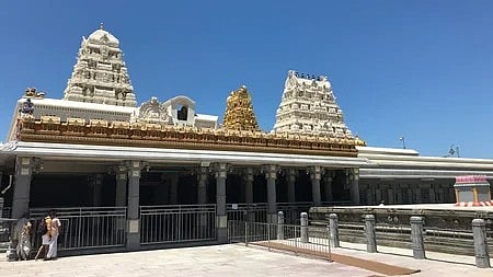 1,074 കിലോഗ്രാം സ്വര്‍ണം സ്ഥിര നിക്ഷേപം; തമിഴ്നാടിലെ ക്ഷേത്രങ്ങള്‍ക്ക് പലിശയായി ലഭിക്കുന്നത് 17.76 കോടി രൂപ