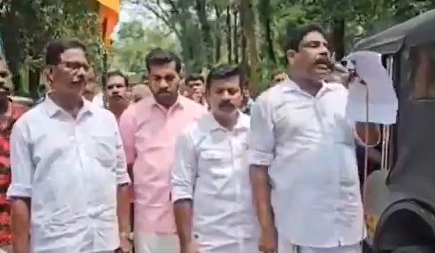 പൊലീസിനെതിരെ ബിജെപി നേതാവിന്റെ ഭീഷണി പ്രസംഗം, വിഡിയോ